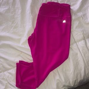 Hot pink leggings 💪🏼